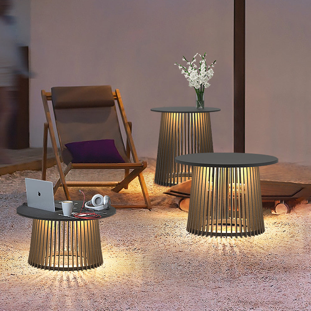 Ray Modern LED Stehleuchte Wiederaufladbar/Solar Garten Metall/Acryl Außen