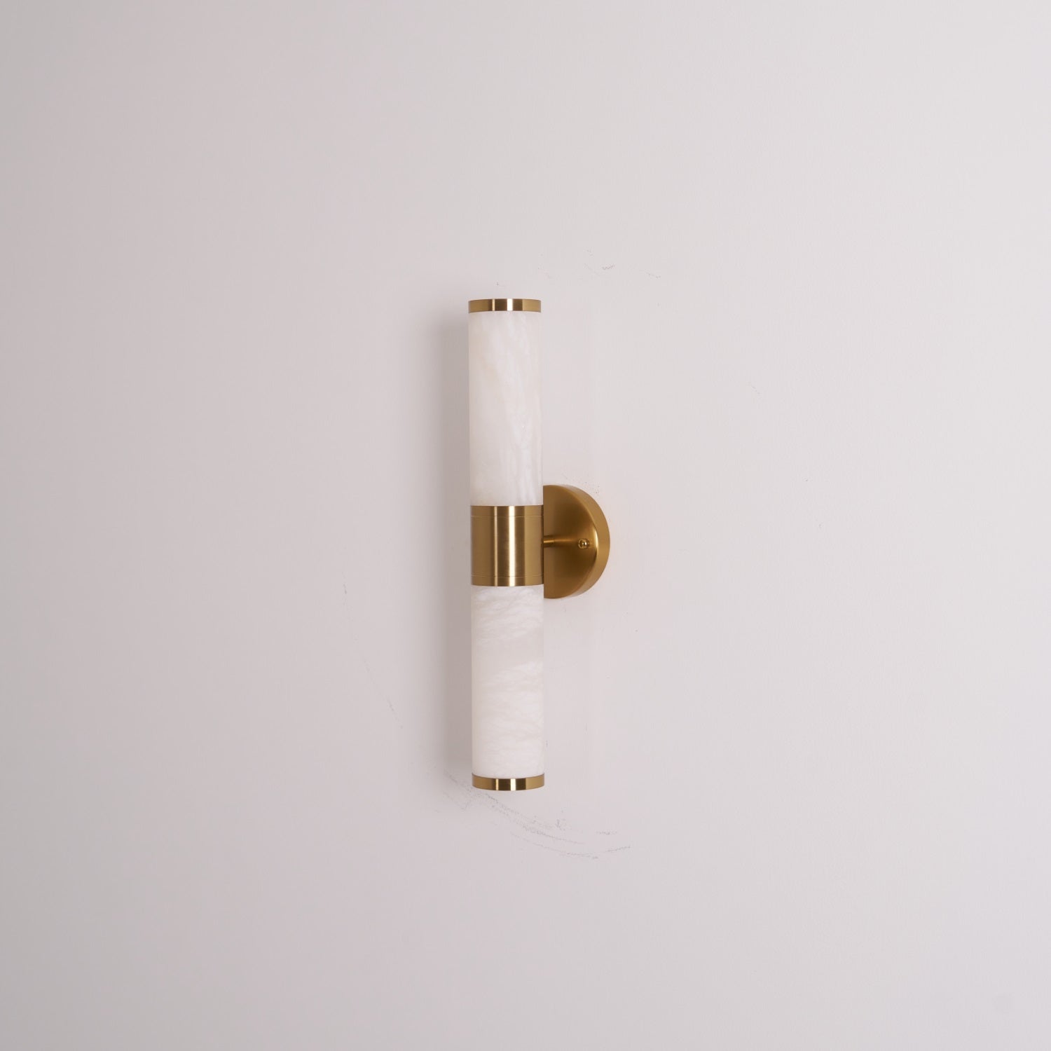 Kaia Minimalist Alabaster Wall Lamp - Neutralighting