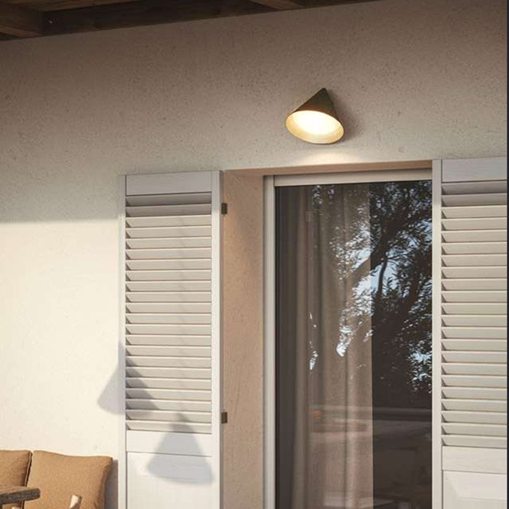Arisha Vintage Design LED Außenwandleuchte Gold/Schwarz Flur/Garten Metall 3 Größen 24/28/41cm-Letslighting