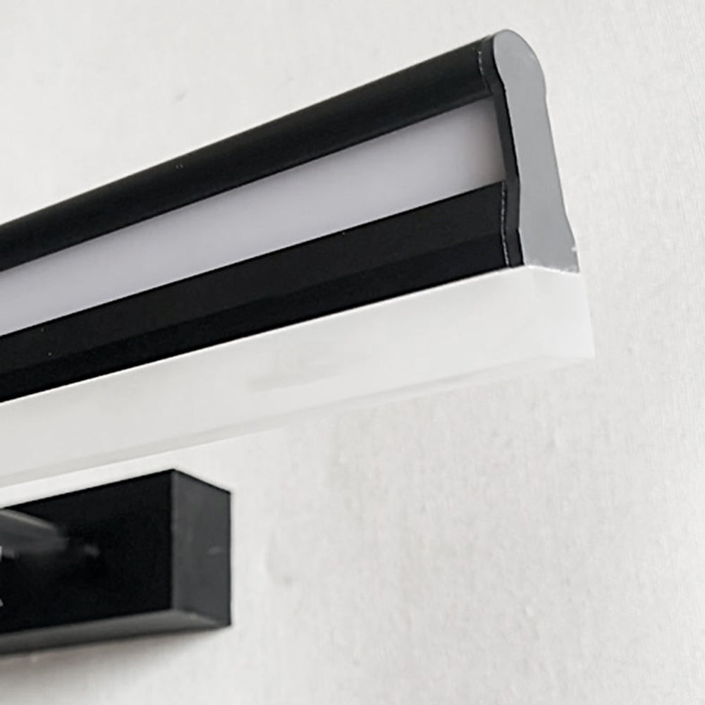 Arisha Industrial Linear Metall/Acryl Wandleuchte, Schwarz