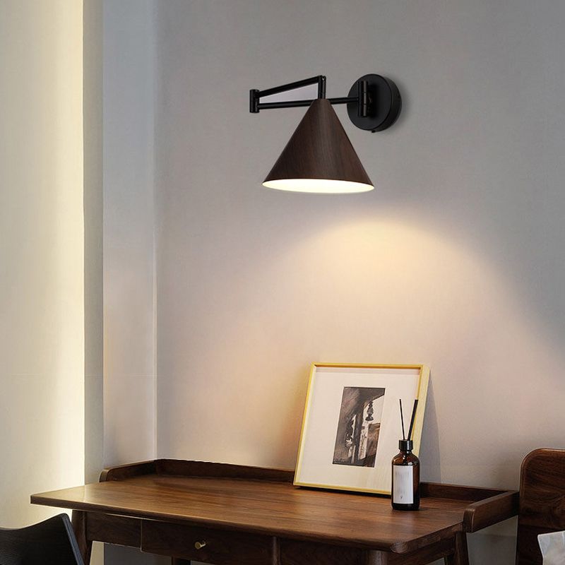 Muto Verstellbare Wandleuchte, Kegelförmig, Metall/Holz, Schlafzimmer
