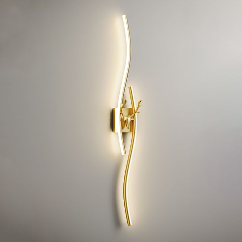 Arisha Modern Linear LED Wandleuchte Schwarz/Gold Innen Metall Dimmbar