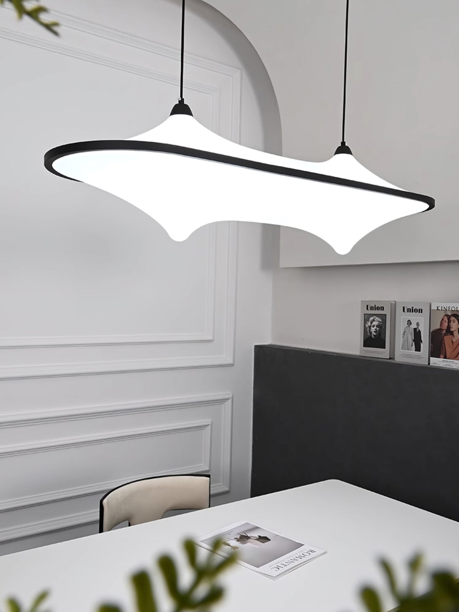 Nebulux Minimalistische Pendelleuchte aus Metall-Letslighting