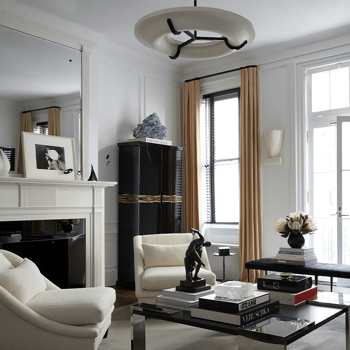 Uvare Alabaster Chandelier - Neutralighting