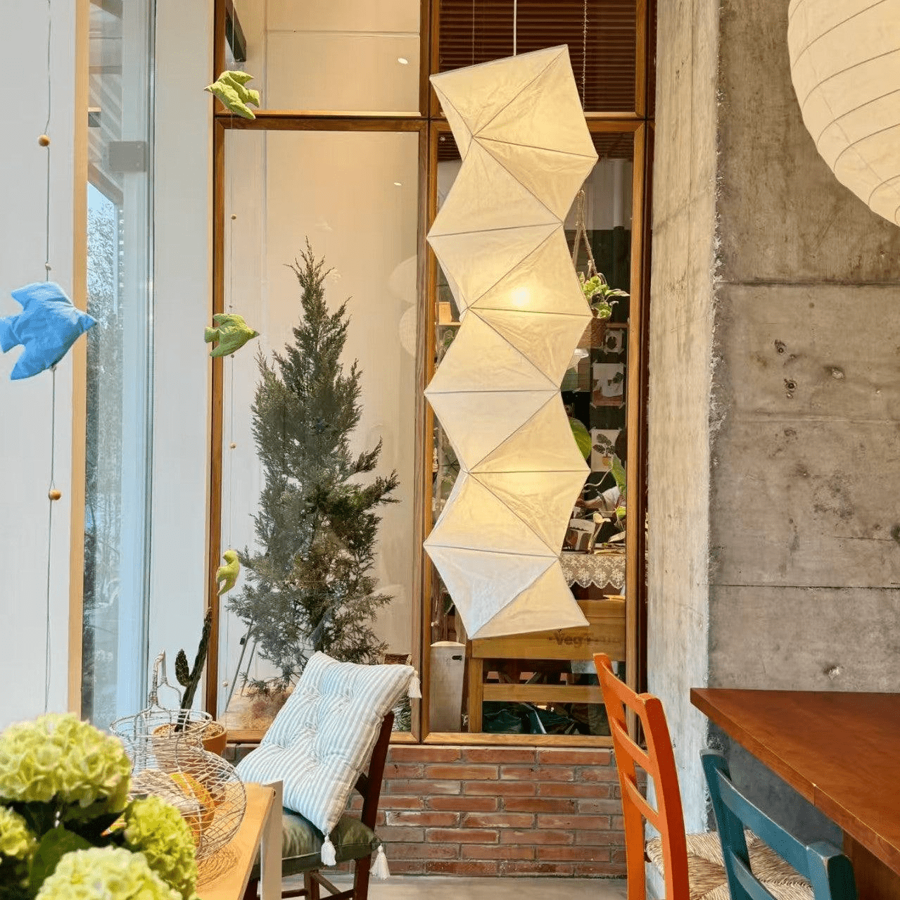 Washi Paper L8 Pendant Light - Blowlighting