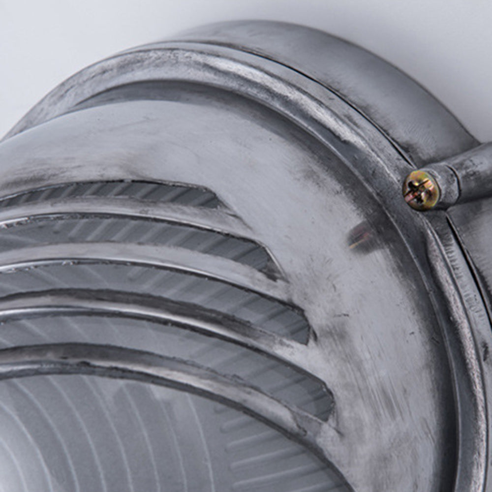 Wyre Geometrische moderne Wandleuchte aus Metall und Glas