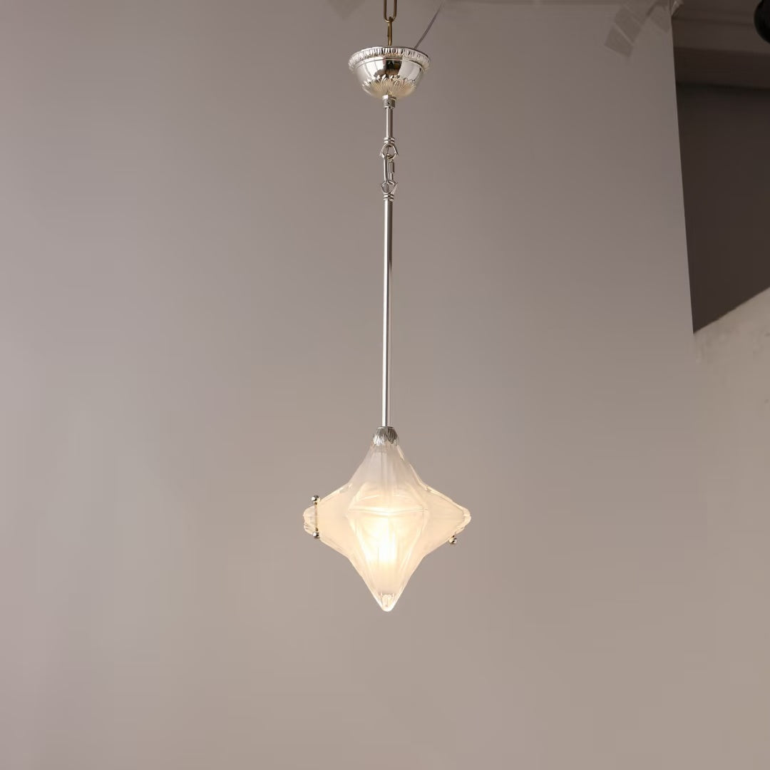 Art Deco Astris Elara Stern Pendelleuchte, Detailansicht
