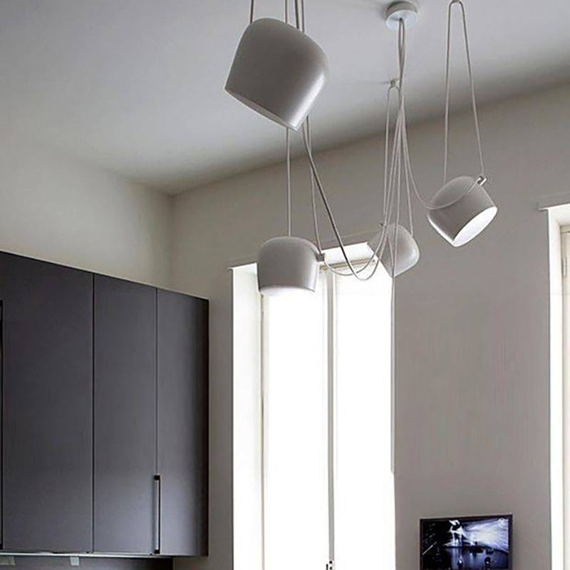 Moderne Pendelleuchte Sway, Schwarz & Weiß, 3/4-flammig