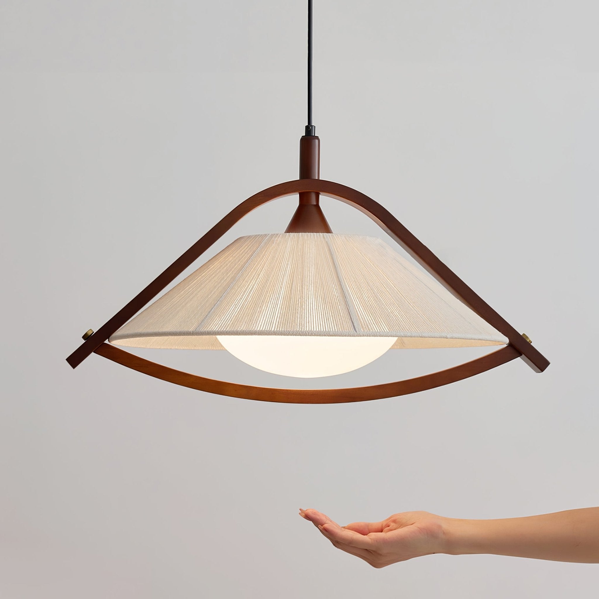 Audrey Moderne Pendelleuchte aus Holz und Stoff-Letslighting