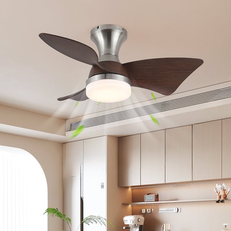 Nahaufnahme der integrierten LED des Aureon Deckenventilators mit Licht