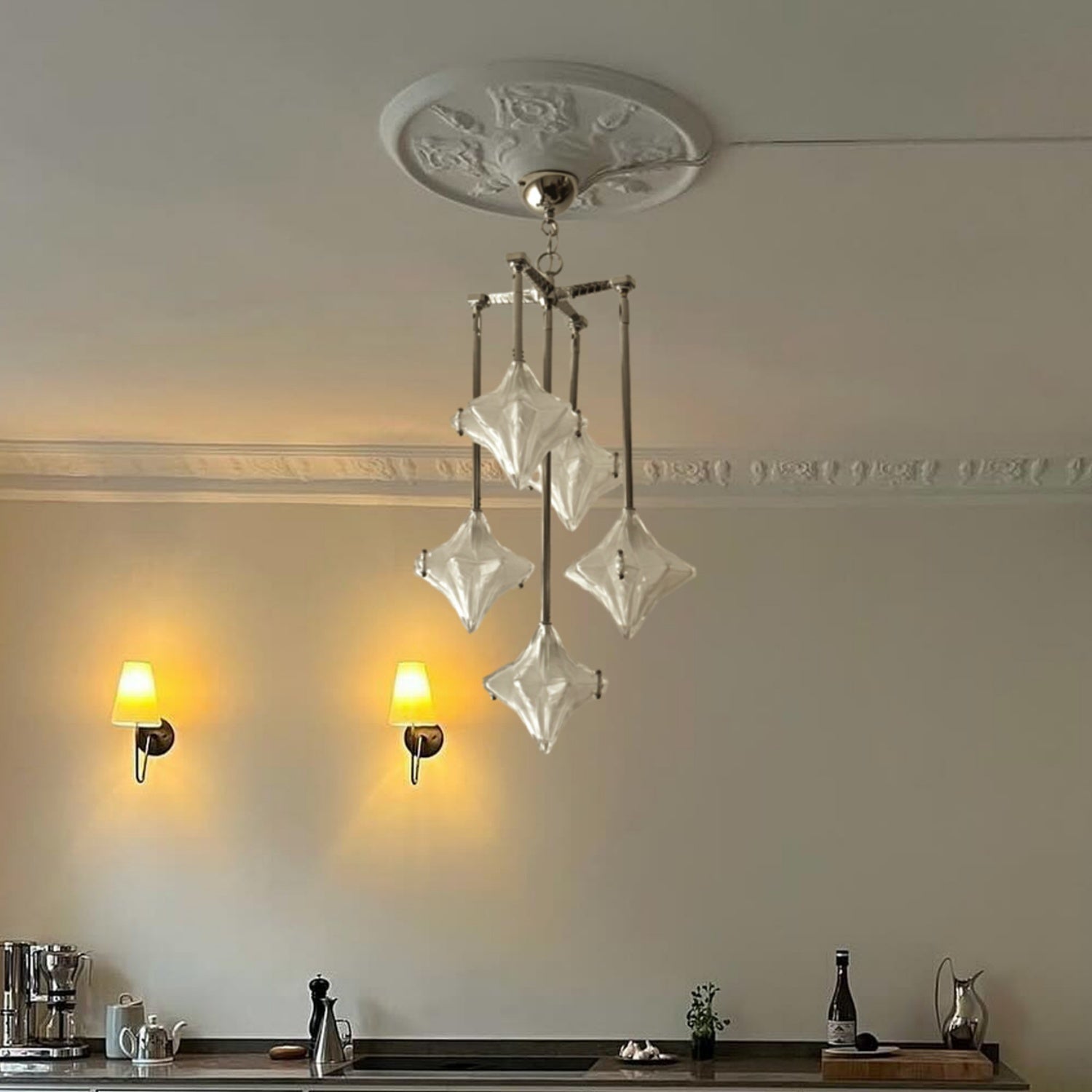 Art Deco Stern Kronleuchter Milchglas, Gesamtansicht