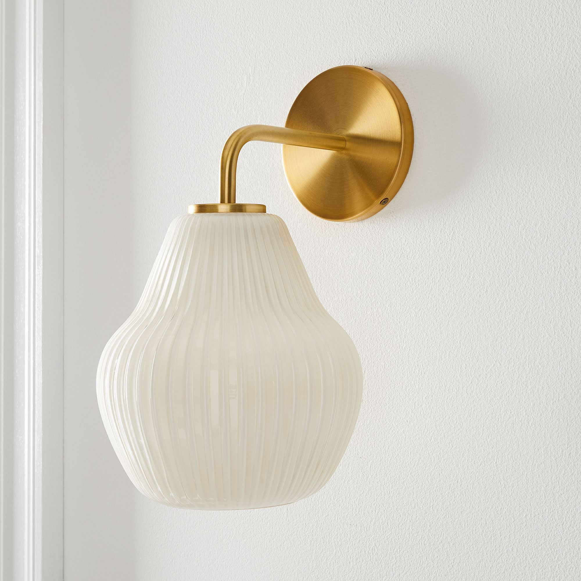 Wandlampe mit Champagnerbronze-Glasschirm
