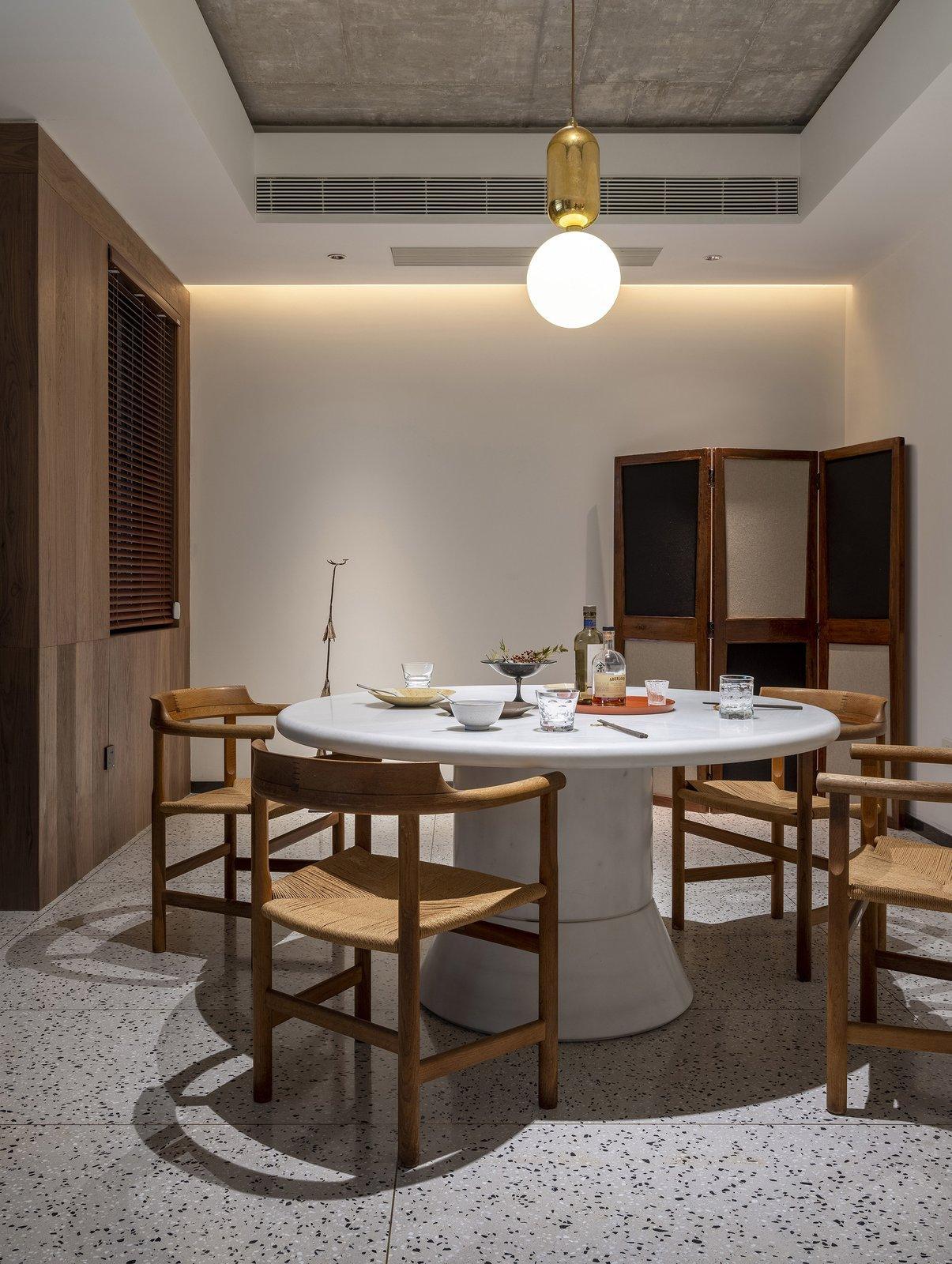 Kade Pendant Light - Blowlighting