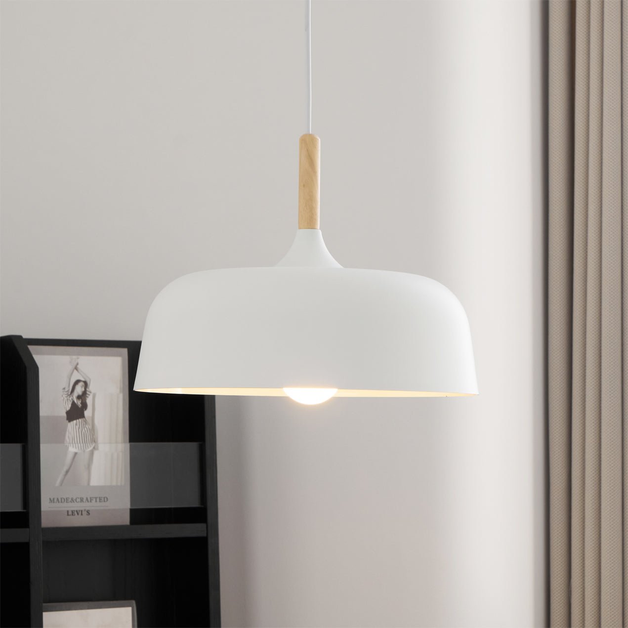 Lustra Pendelleuchte Weiß Schirm Holz-Letslighting