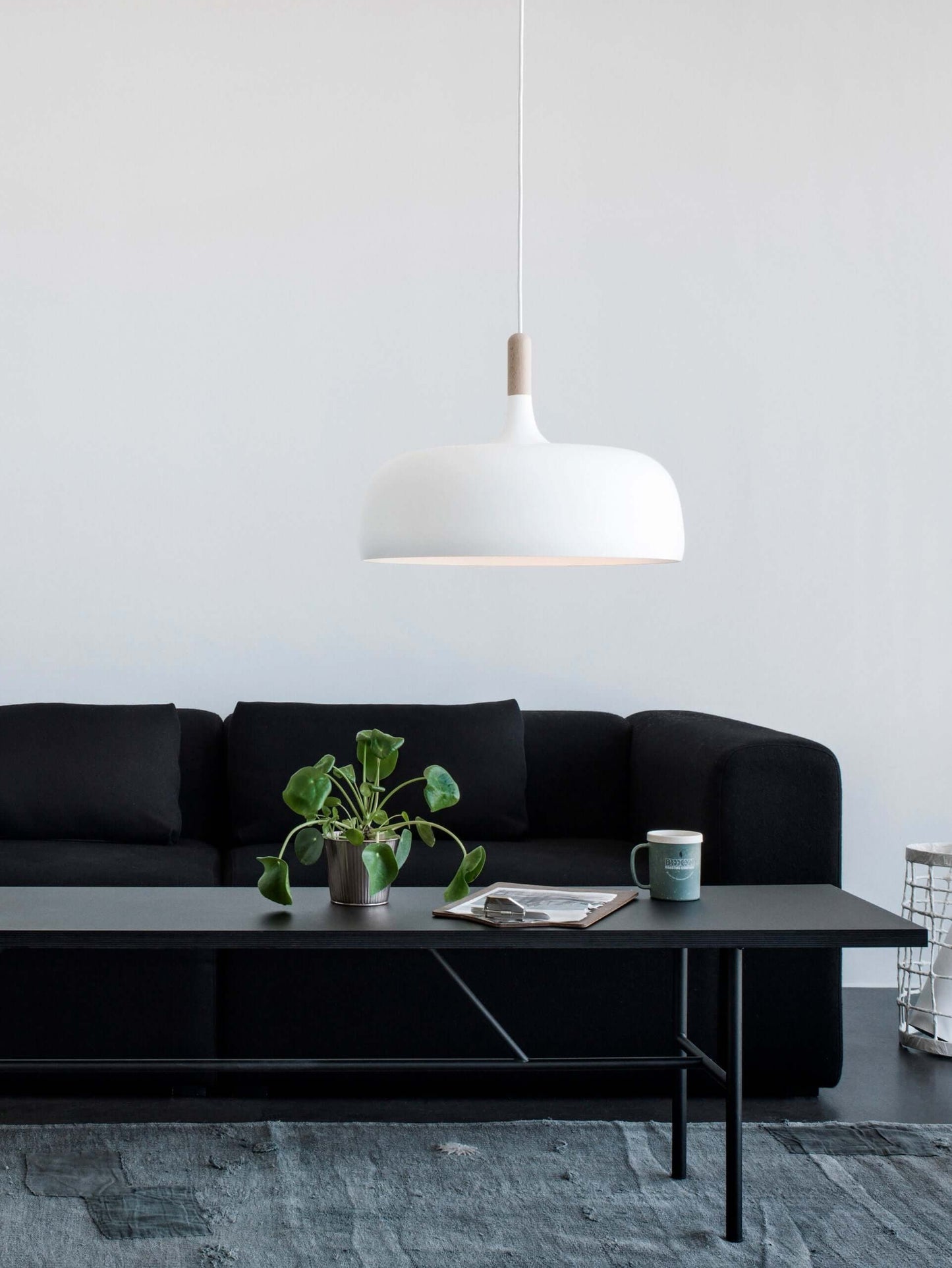 Lustra Pendelleuchte Weiß Schirm Holz-Letslighting