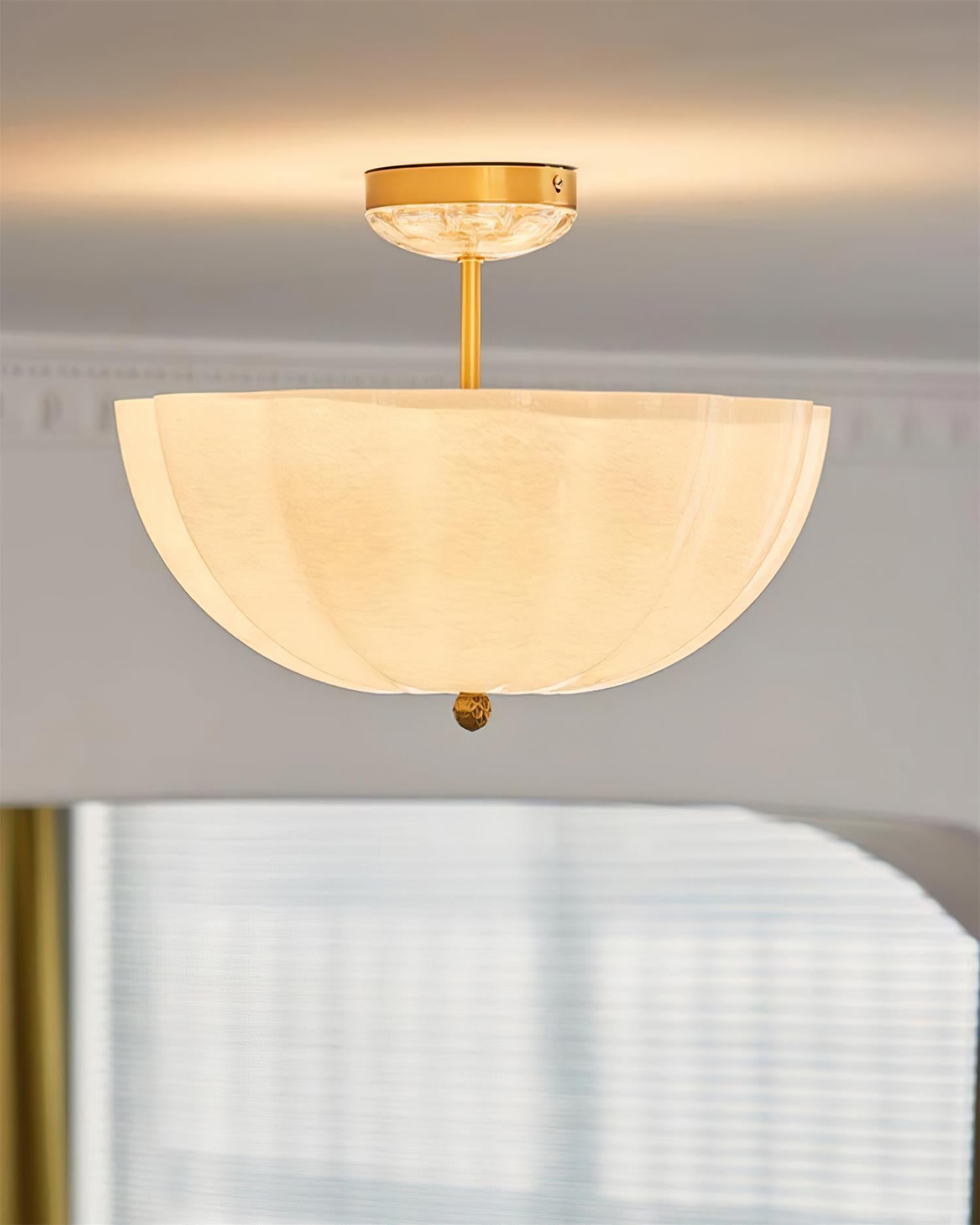 Dylan Moderne Deckenleuchte aus Messing und Glas-Letslighting