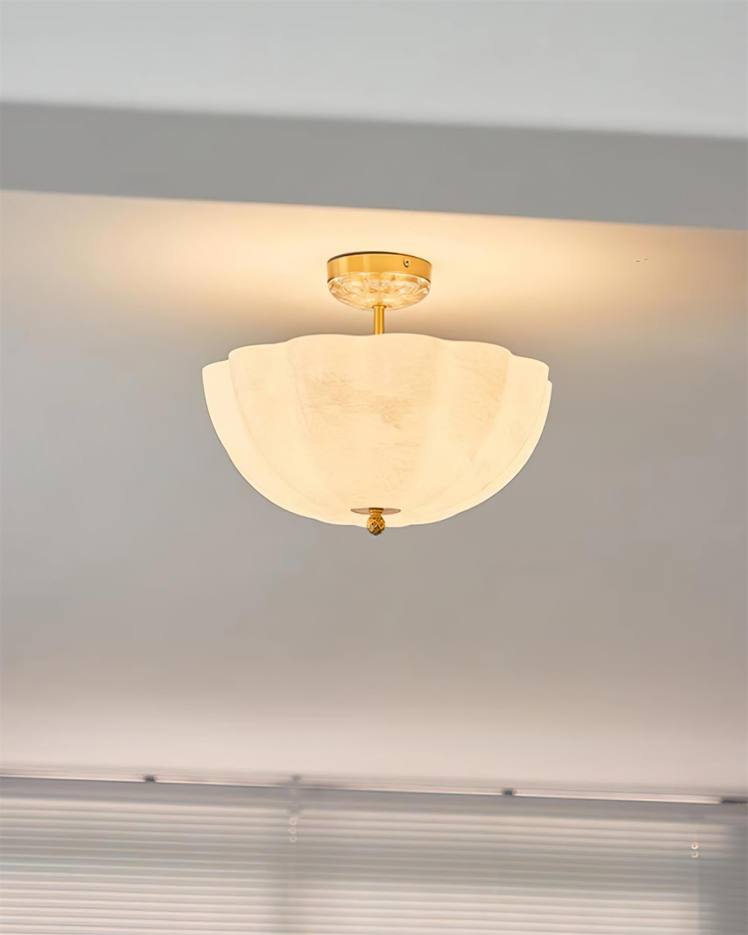 Dylan Moderne Deckenleuchte aus Messing und Glas-Letslighting