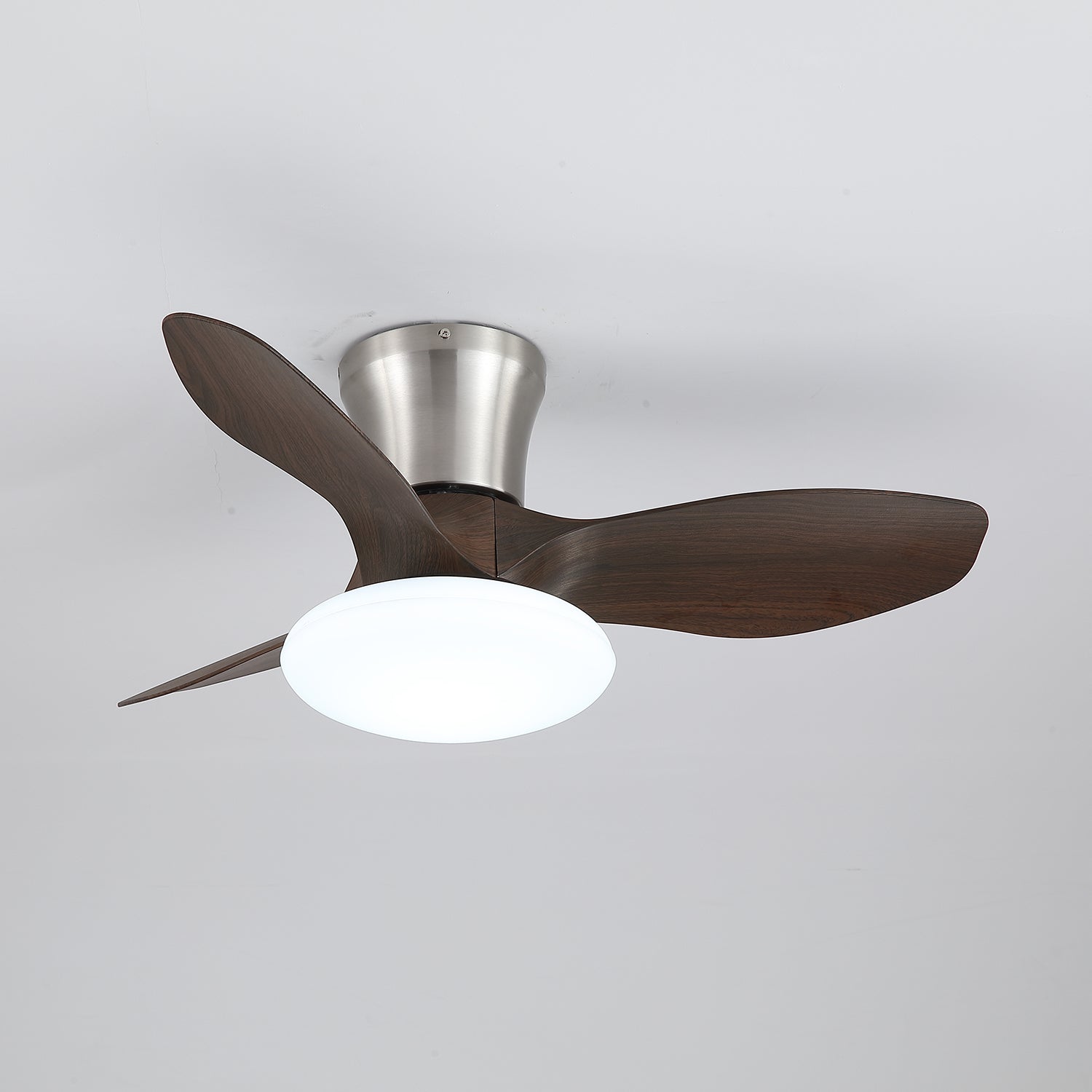 Velora Moderner Deckenventilator aus Holz mit Beleuchtung, Seitenansicht