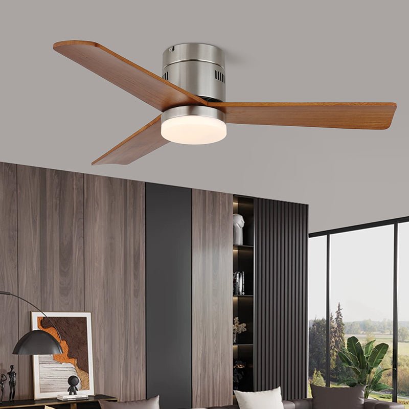 Eris Minimalistischer Holz-Deckenventilator mit Beleuchtung in einem modernen Wohnzimmerambiente