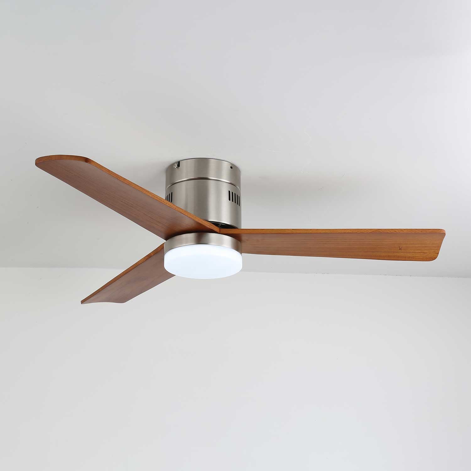 Illustration der 6-Stufen-Steuerung des Eris Deckenventilators mit Beleuchtung