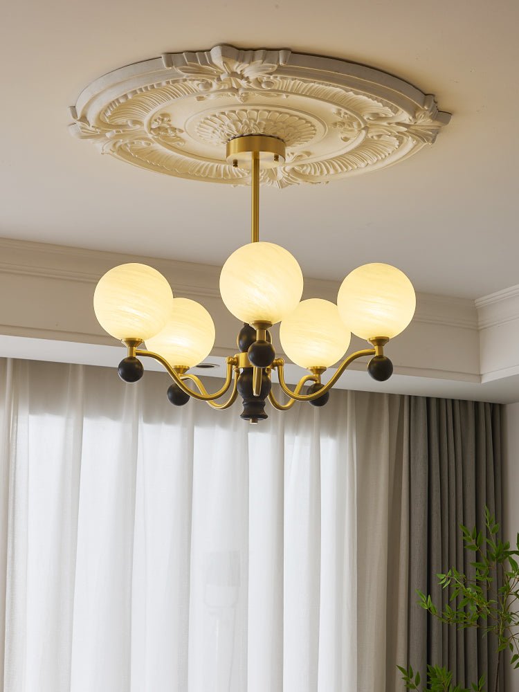 Ershaan Eleganter Vintage-Kronleuchter aus Messing und Holz-Letslighting