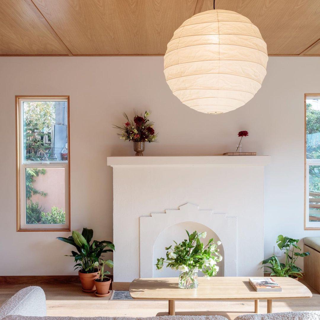 Luna Pendelleuchte mit japanischem Papier-Globus