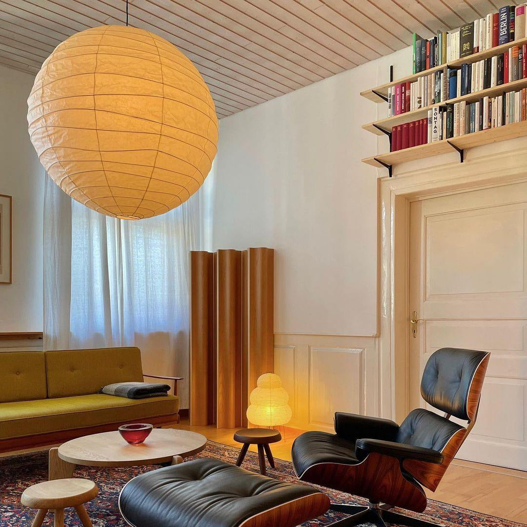 Luna Pendelleuchte mit japanischem Papier-Globus