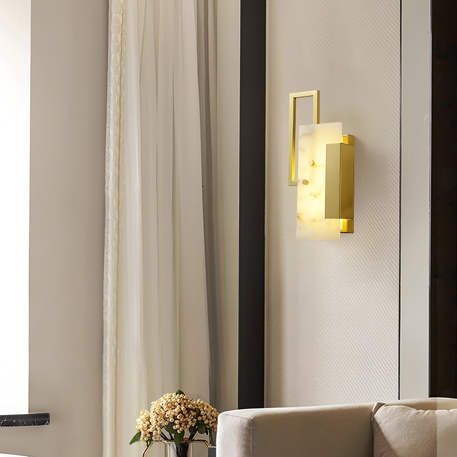 Orion Alabaster Wall Lamp - Neutralighting