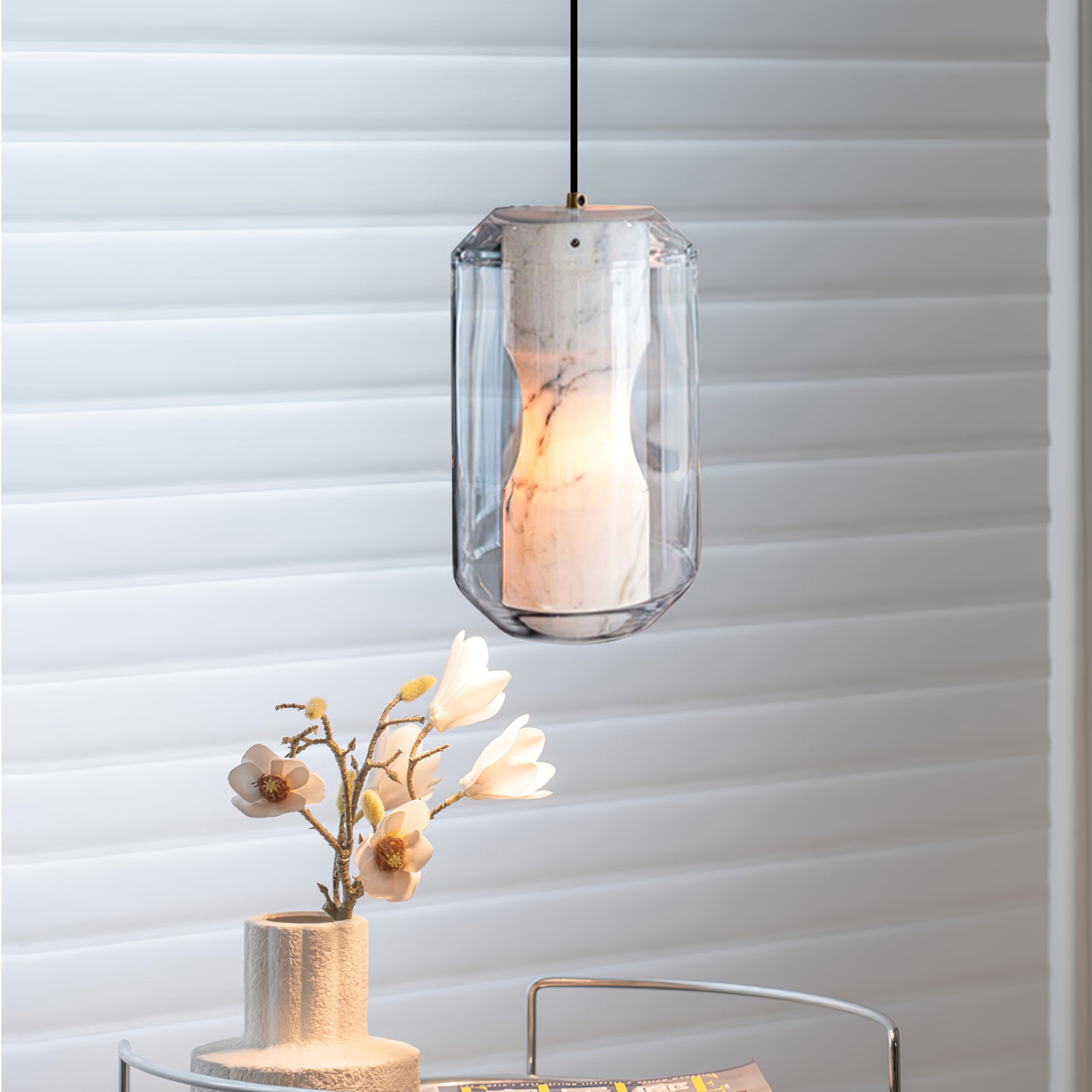 Elaris Alabaster Pendant Light - Neutralighting