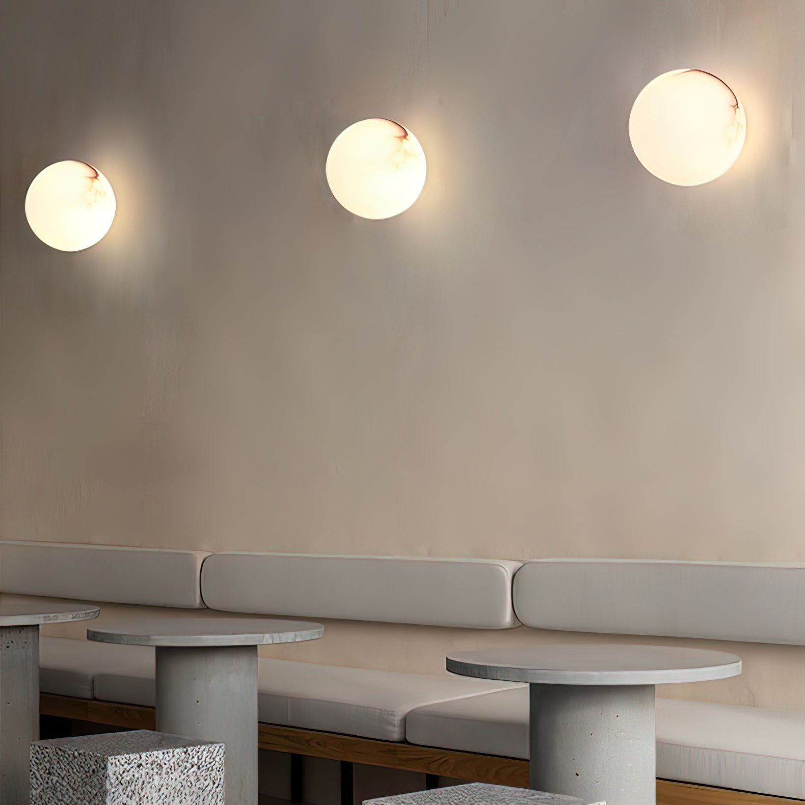 Vevinir Alabaster Globe Wall Light - Neutralighting