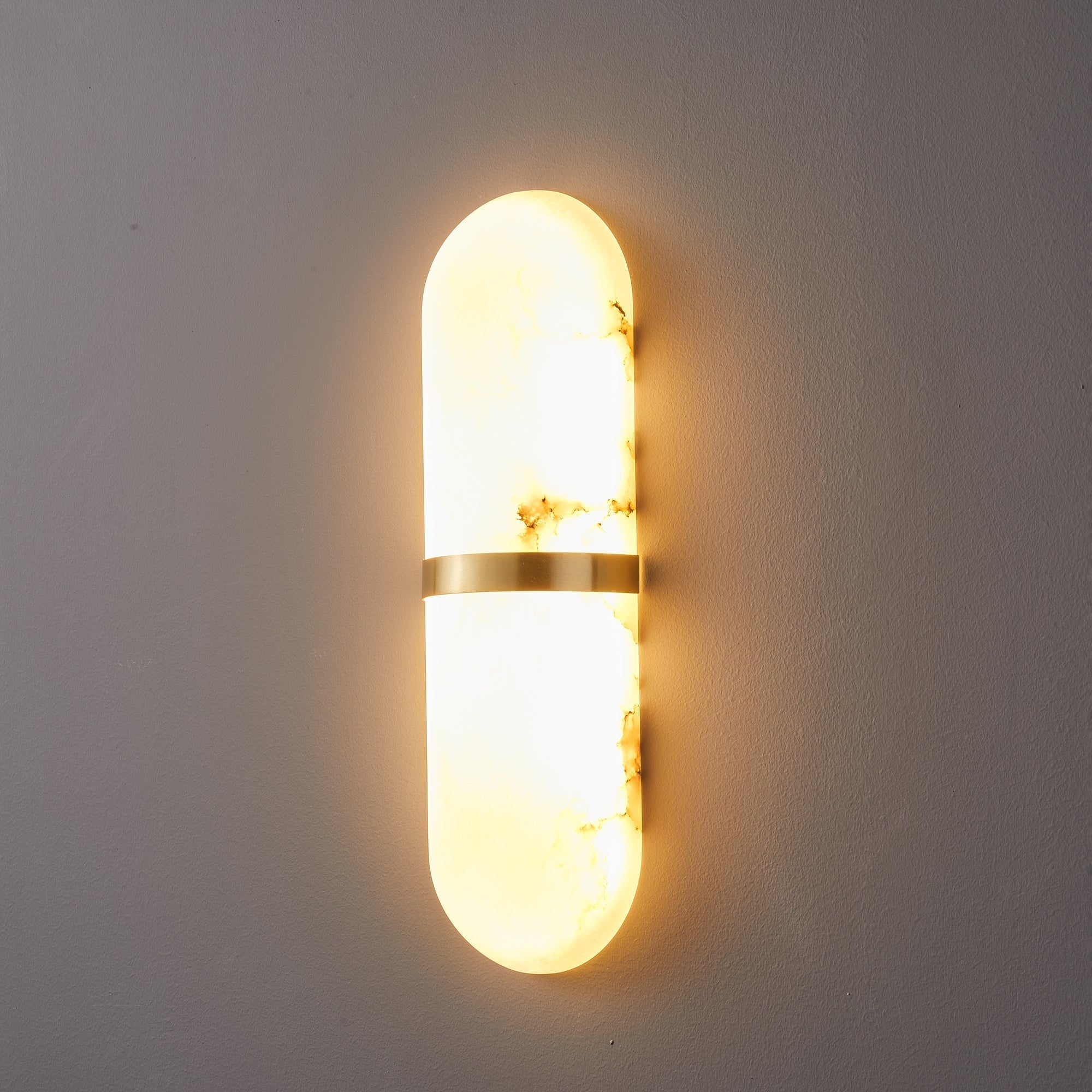 Vitheion Minimalist Alabaster Wall Light - Neutralighting