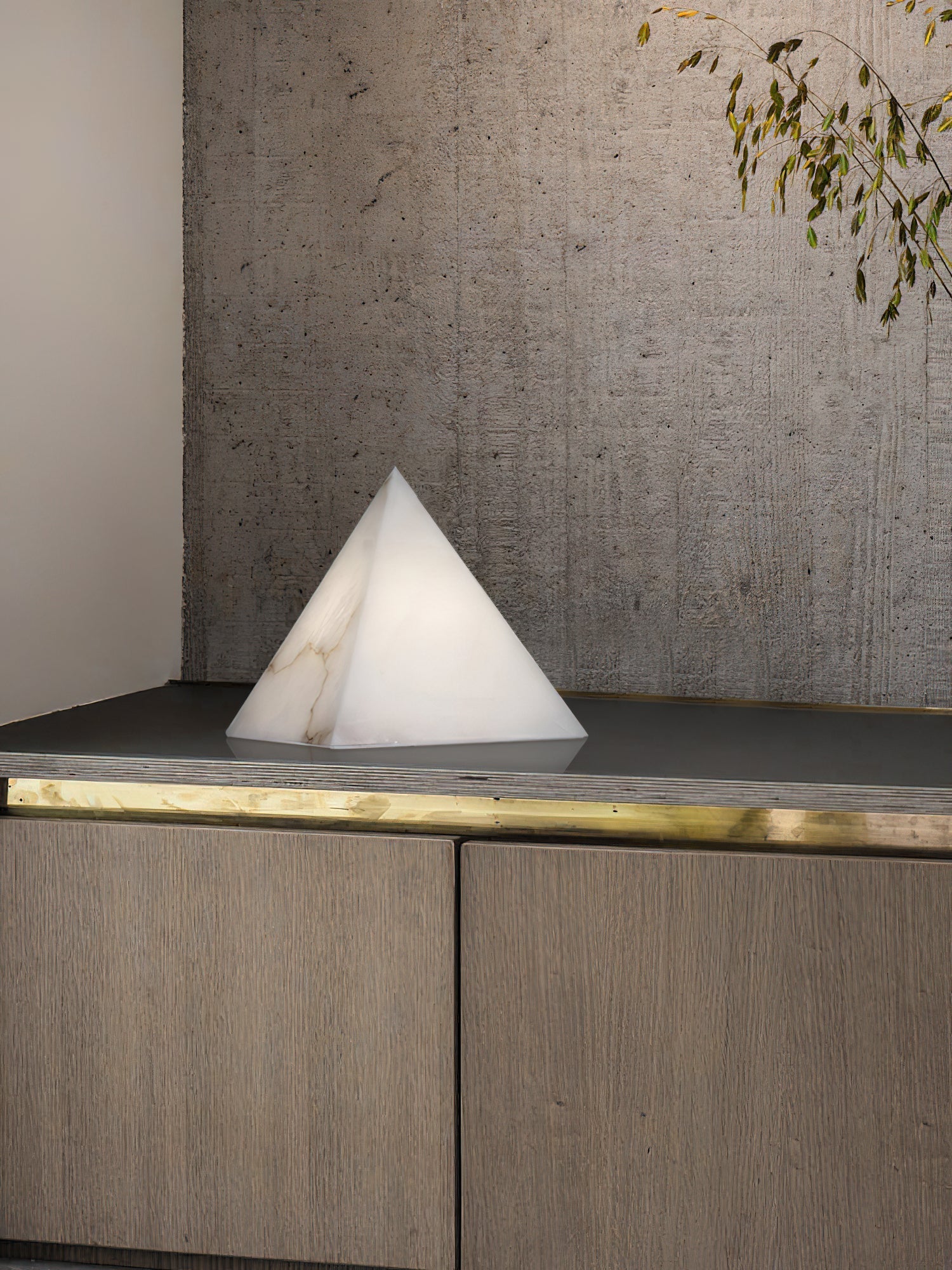 Alabaster Pyramid Table Lamp - Letslighting