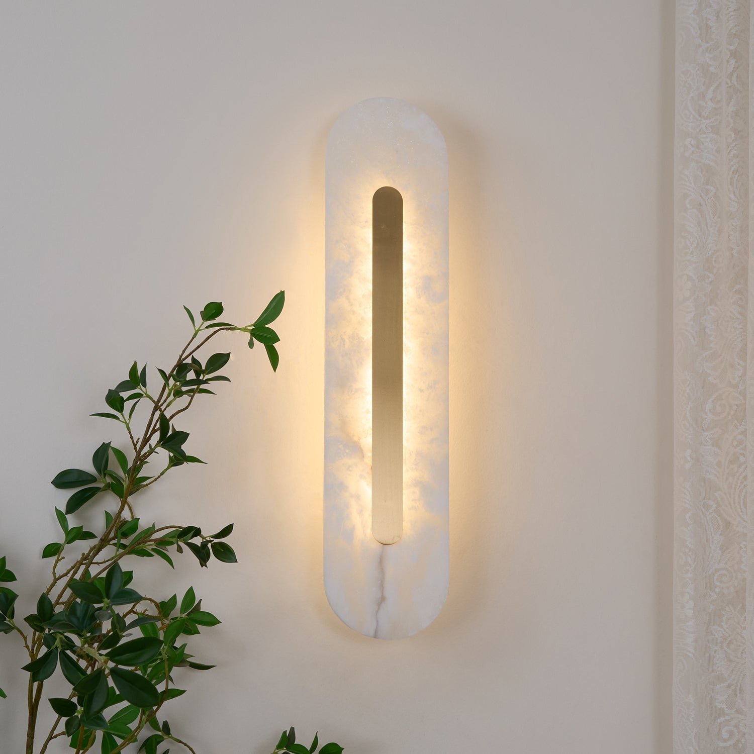 Hurn Abgerundete Alabaster Wandleuchte