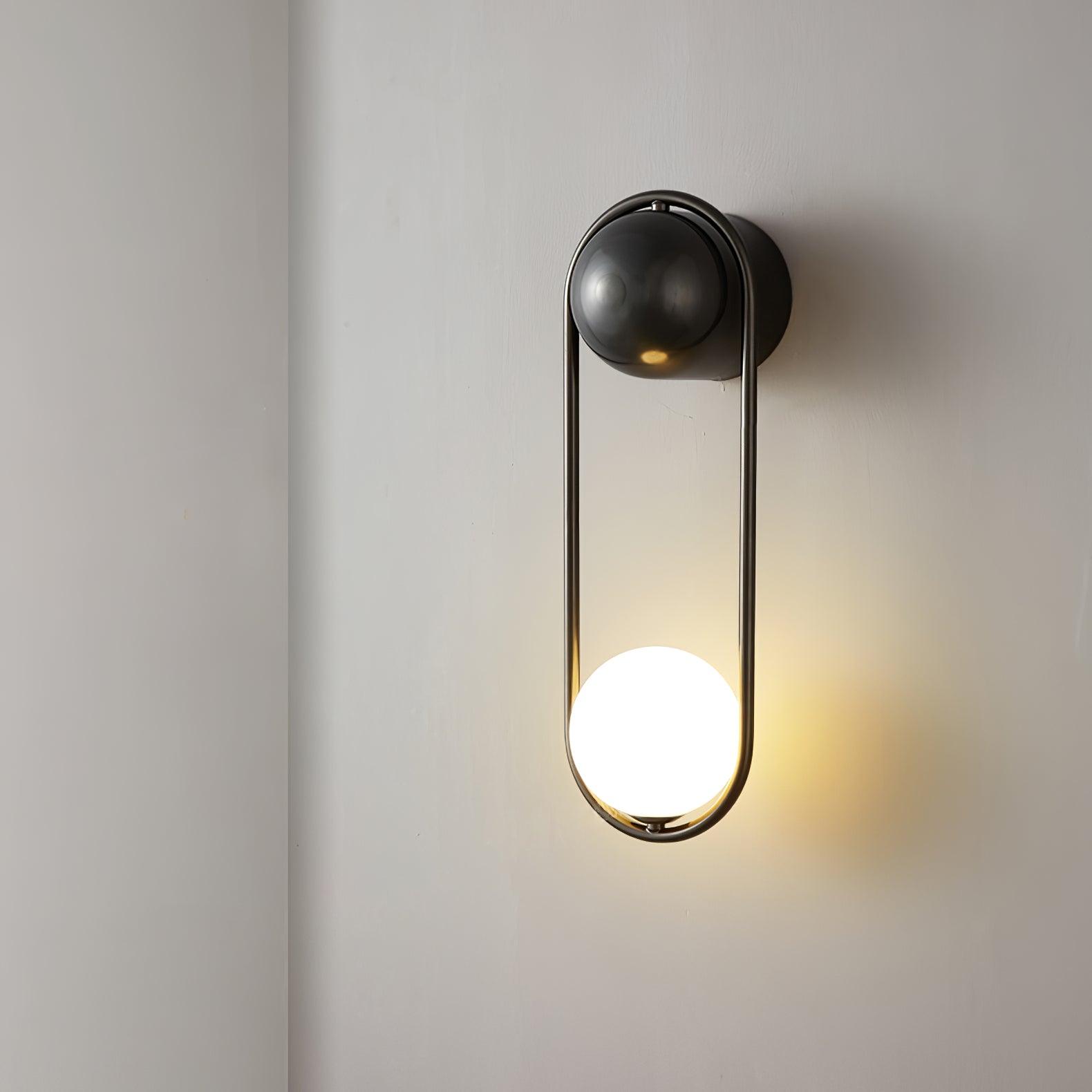 Sale Moderne Wandleuchte aus Messing-Letslighting