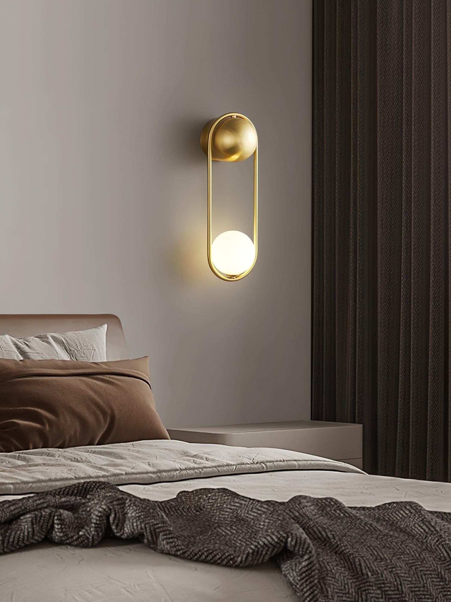 Sale Moderne Wandleuchte aus Messing-Letslighting