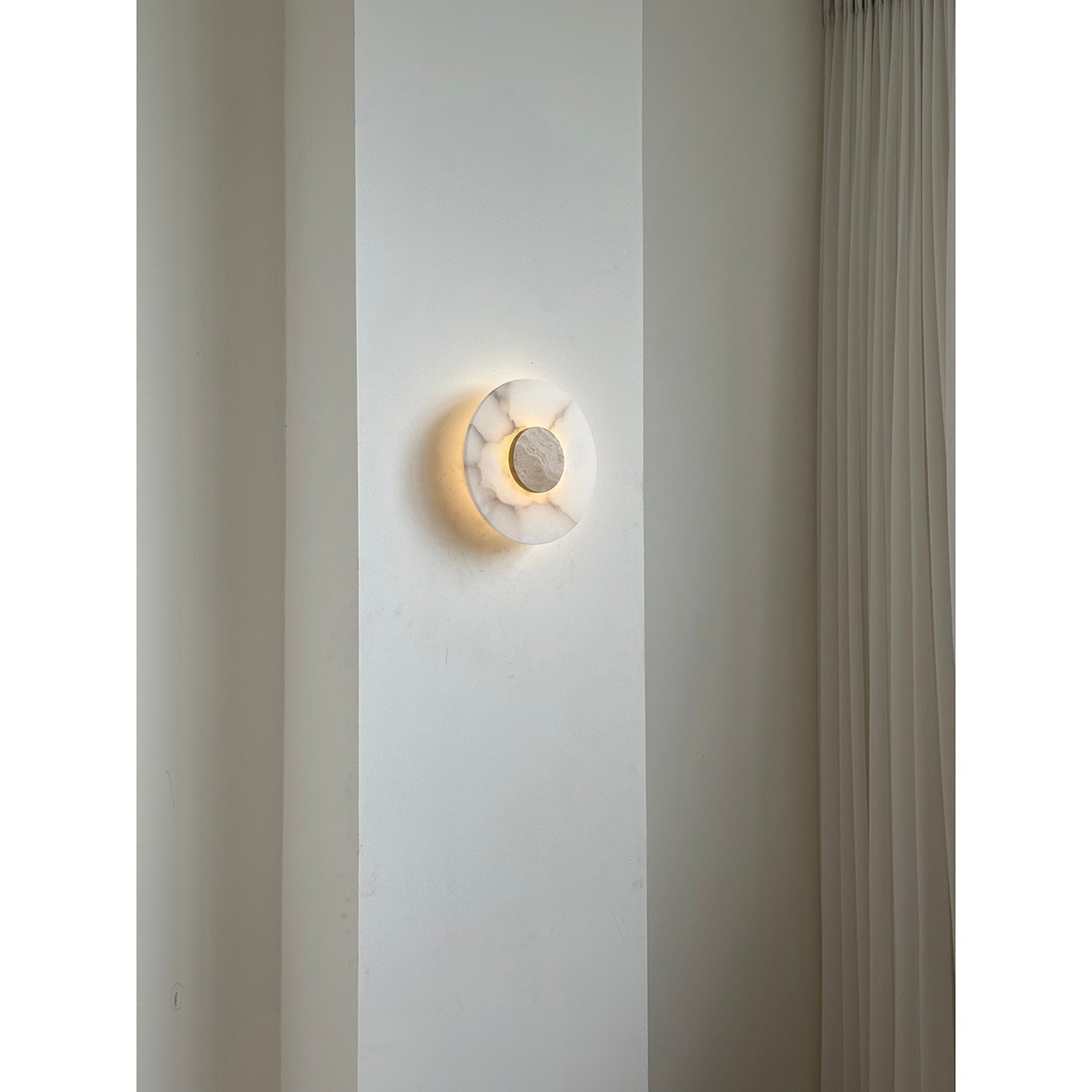Rauduvyi Modern Minimalist Alabaster Wall Lamp - Letslighting