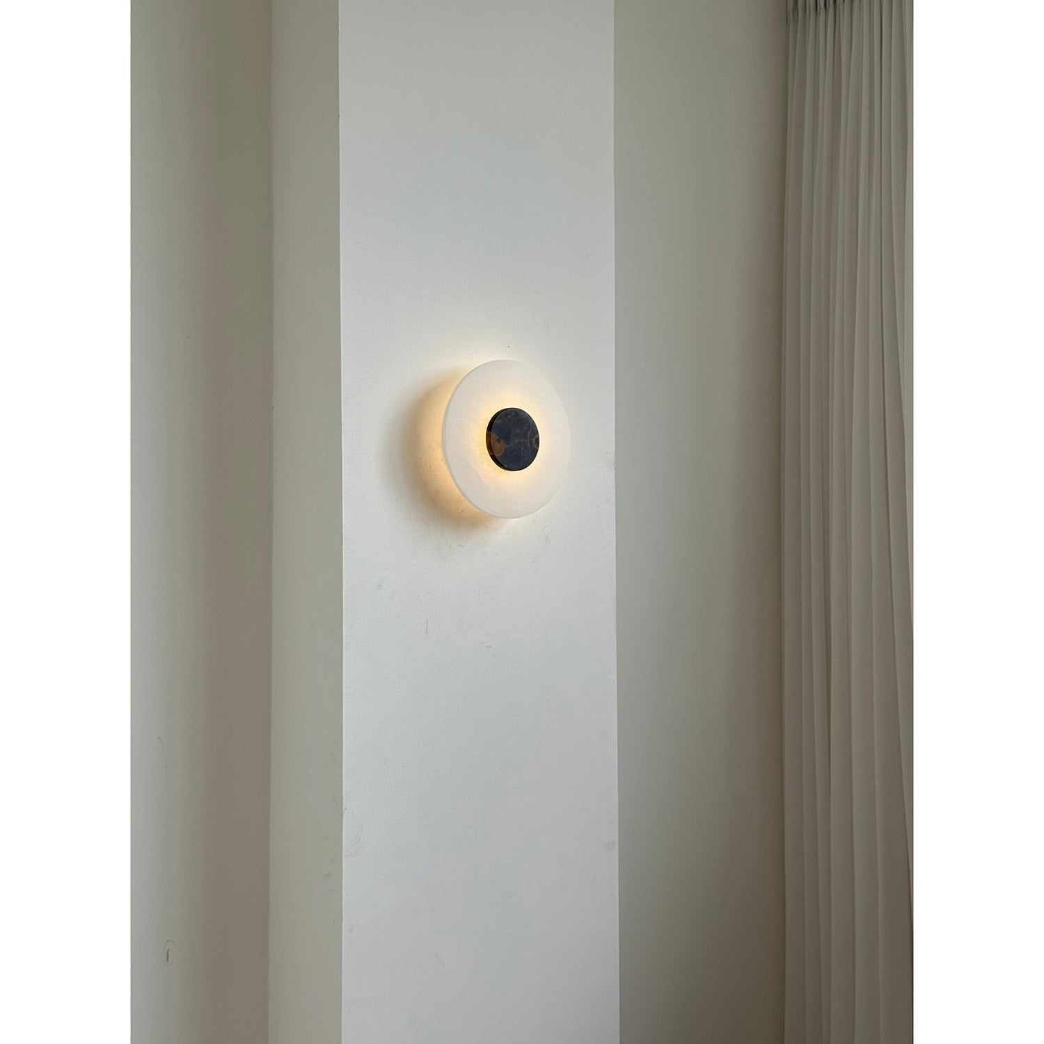 Rauduvyi Modern Minimalist Alabaster Wall Lamp - Letslighting