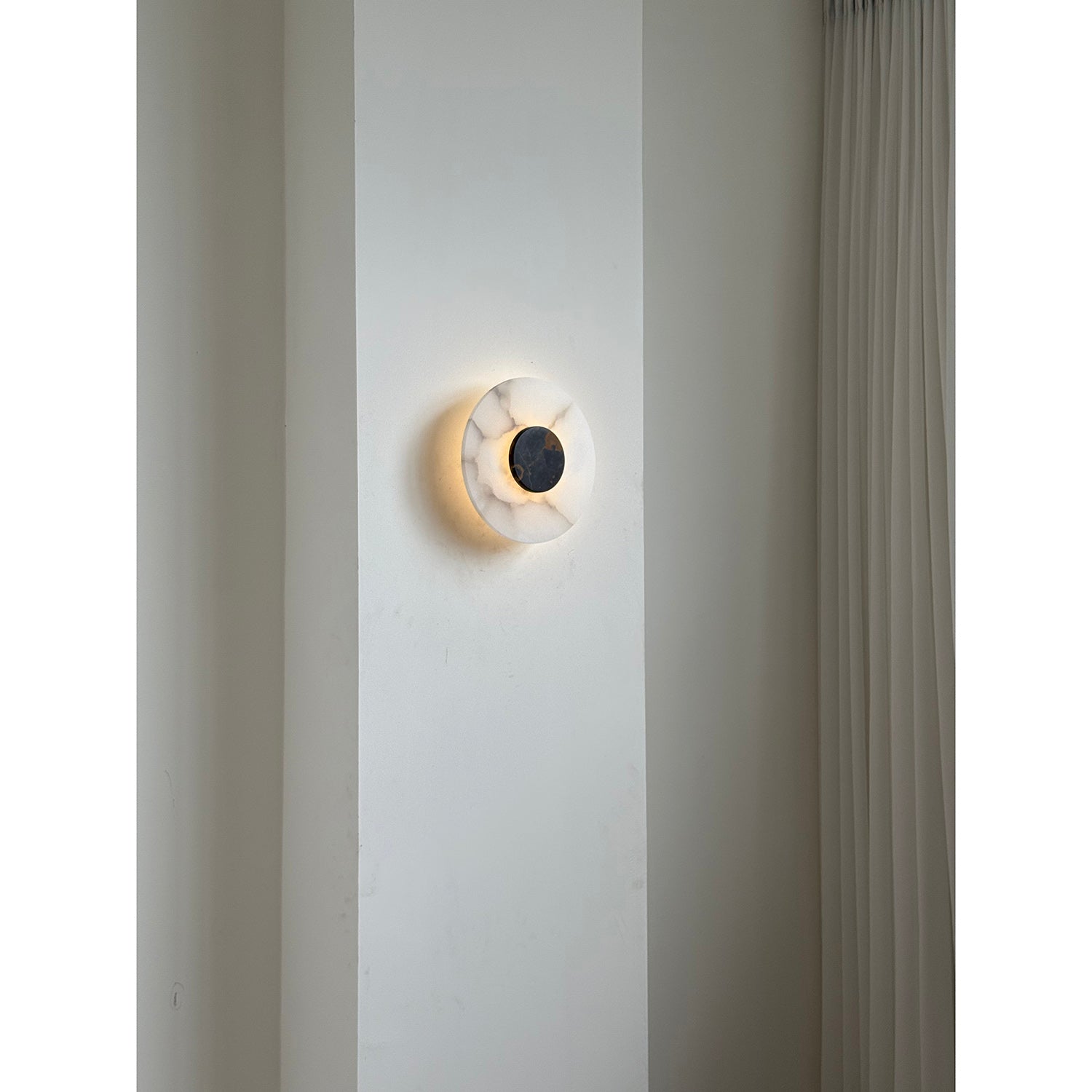 Rauduvyi Modern Minimalist Alabaster Wall Lamp - Letslighting