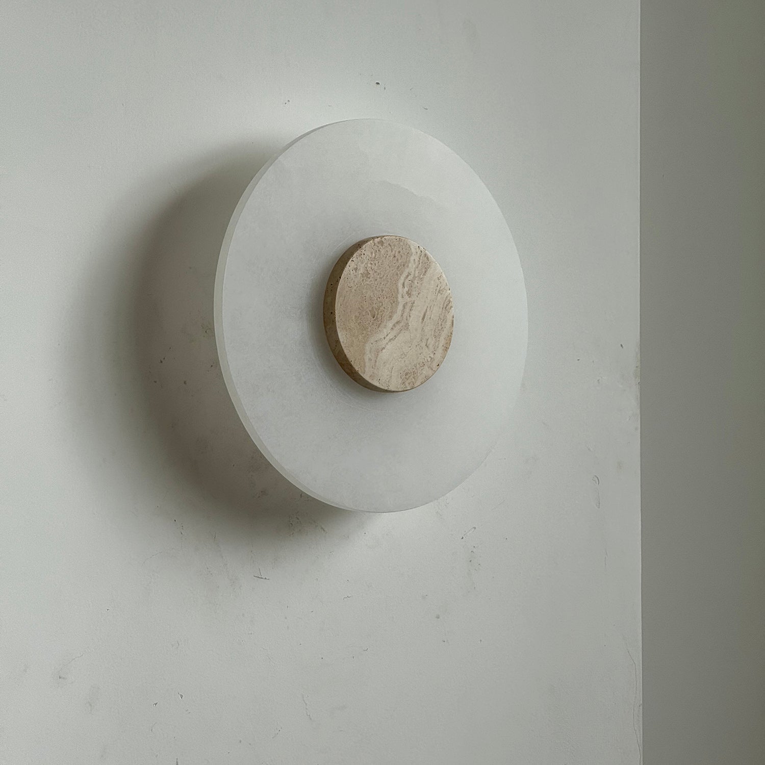 Rauduvyi Modern Minimalist Alabaster Wall Lamp - Letslighting