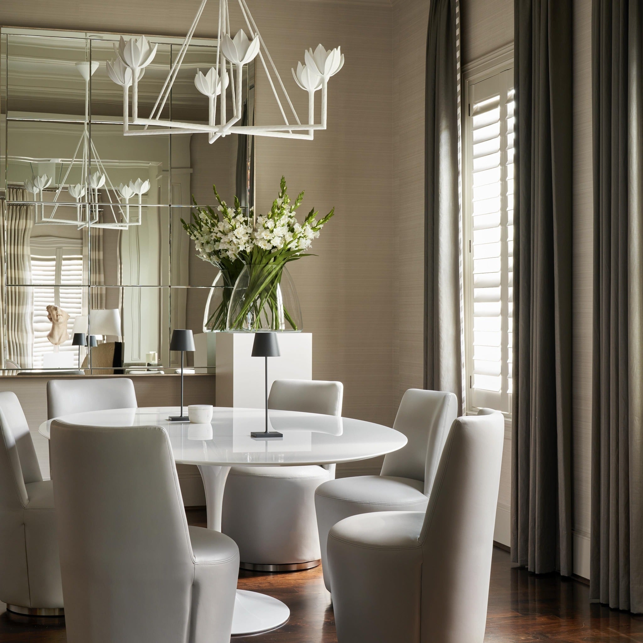 Alberto Modern Minimalist Floral Brass Chandelier - Letslighting