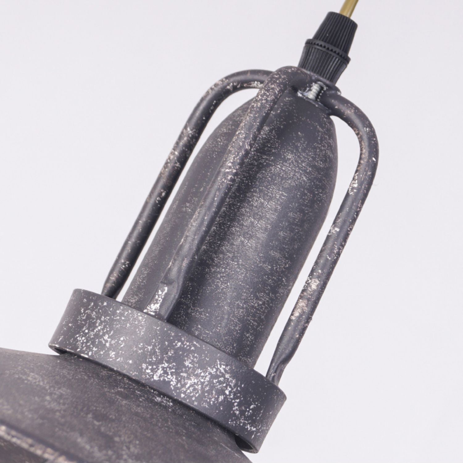 Yrvuvyi Industrial Pendelleuchte-Letslighting