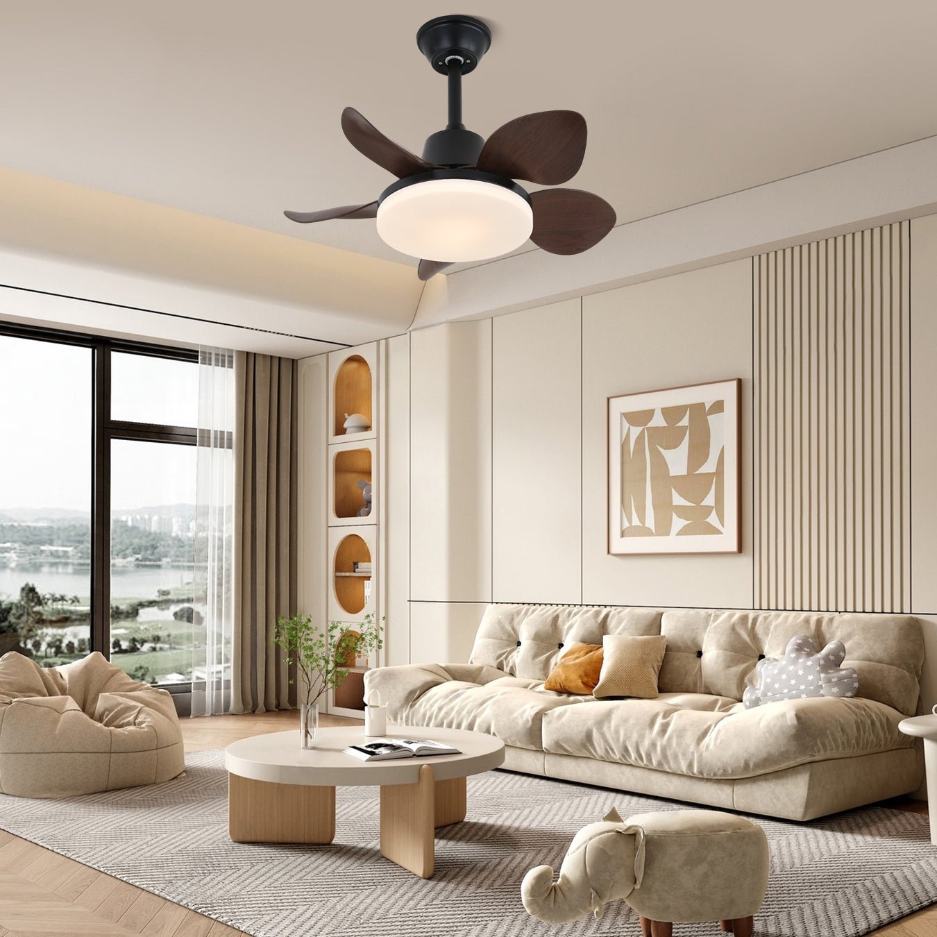 Nahaufnahme des Veyra Deckenventilators mit Licht, zeigt Holzfinish und Acrylschirm