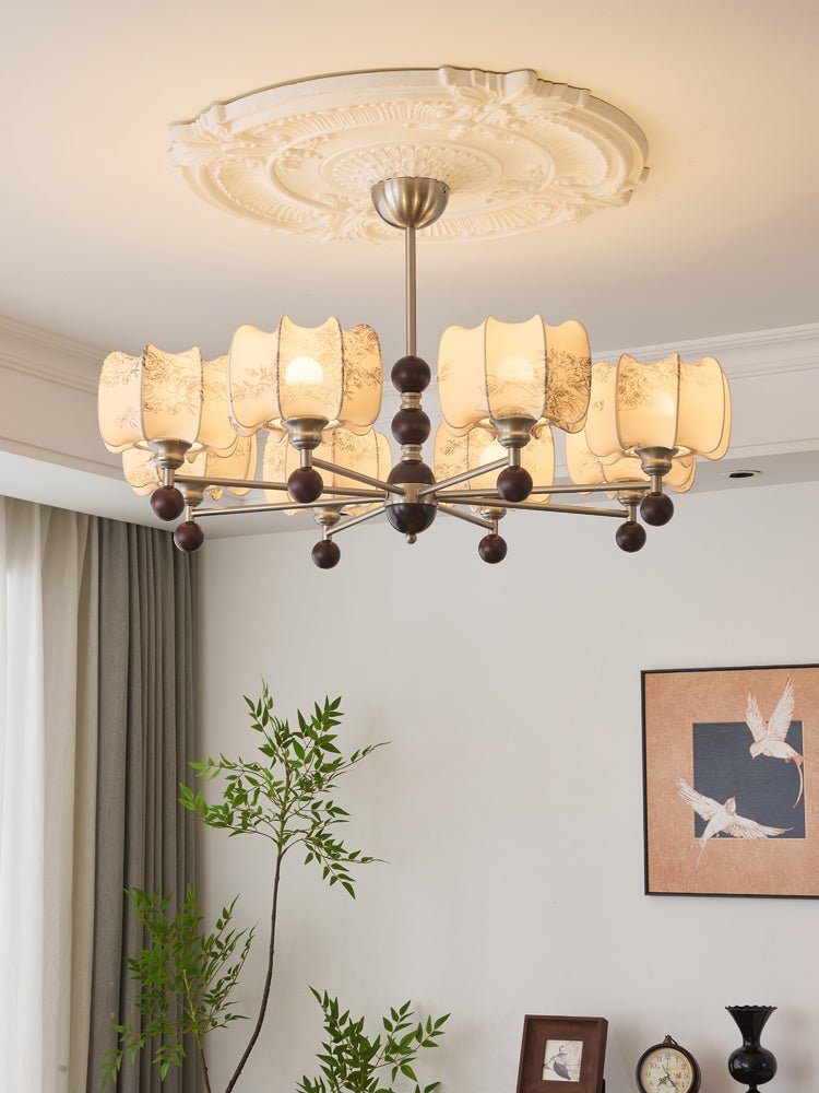 Ephaos Eleganter Vintage-Kronleuchter aus Floralem Holz-Letslighting