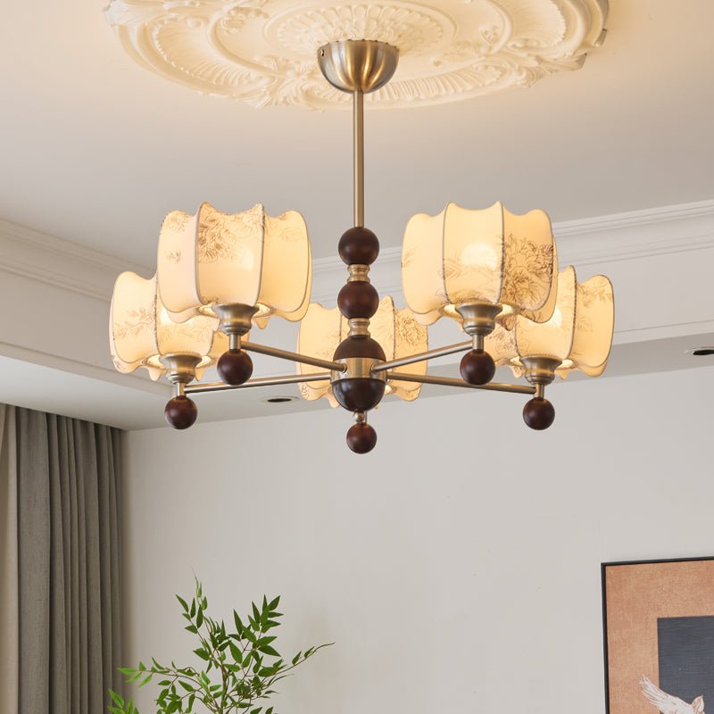 Ephaos Eleganter Vintage-Kronleuchter aus Floralem Holz-Letslighting