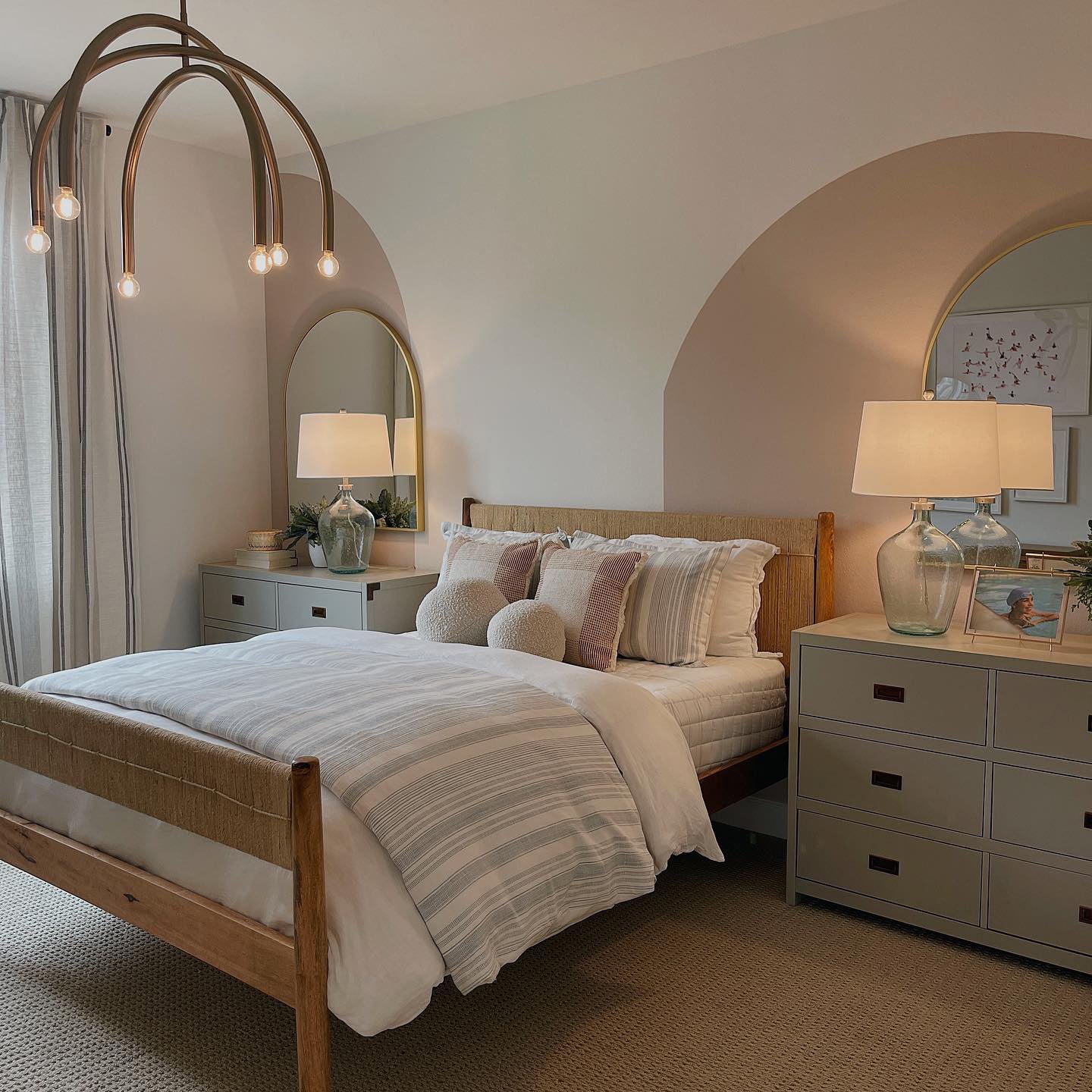 Hadden Minimalistischer Industrieller Messing-Kronleuchter-Letslighting