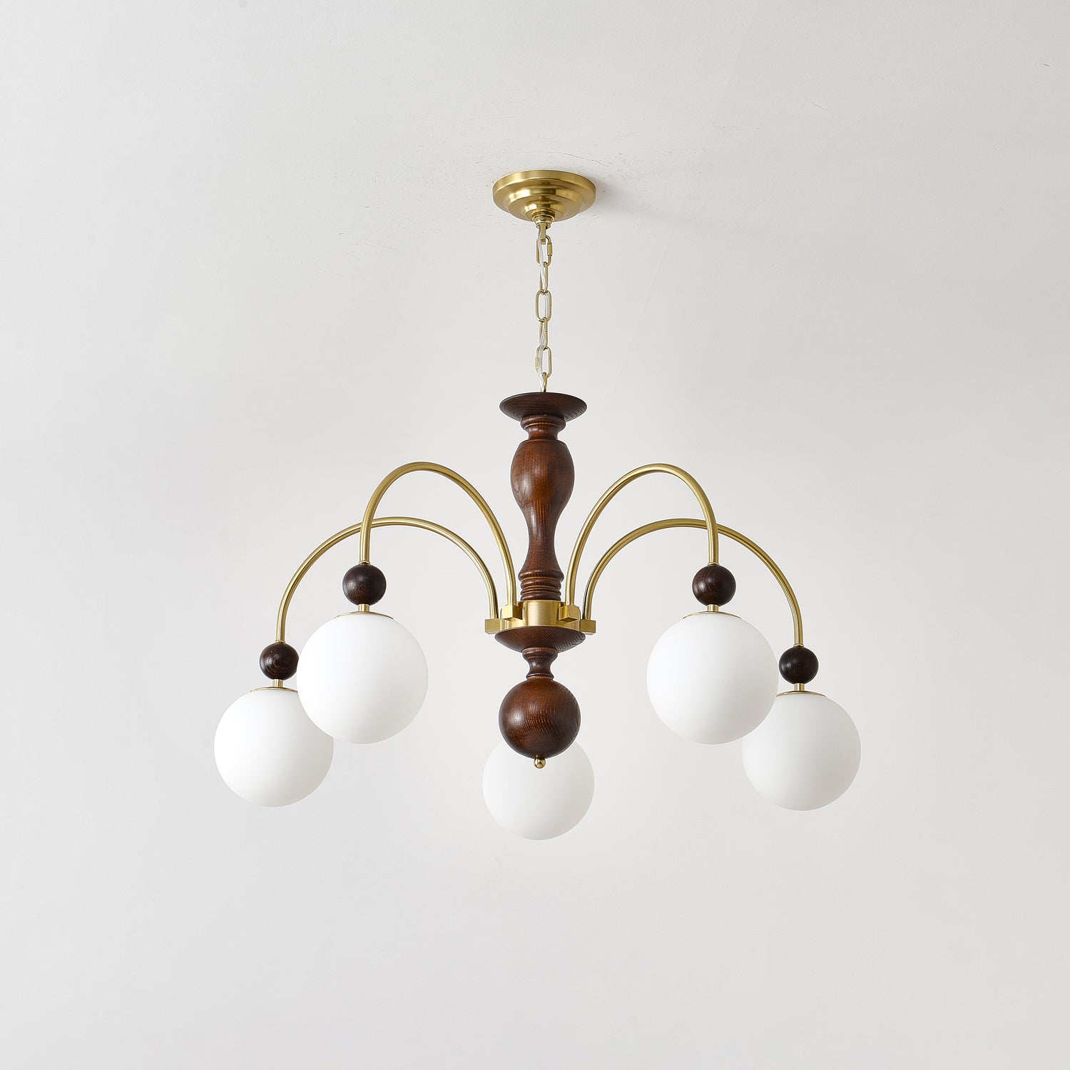 Lustra Pendelleuchte Nussbaum Messing Globe Vintage-Letslighting