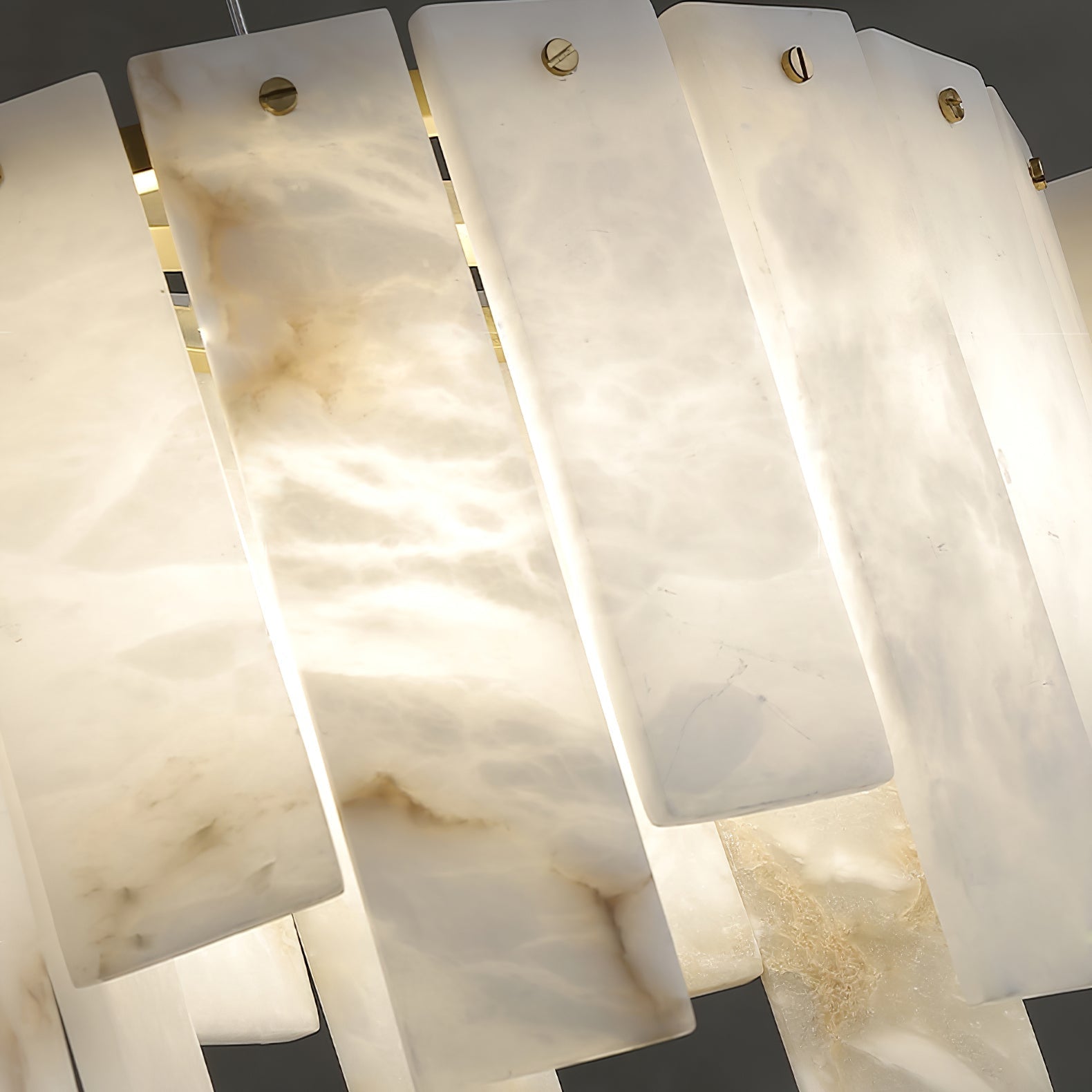 Cavelan Cluster Alabaster Pendant Light - Neutralighting