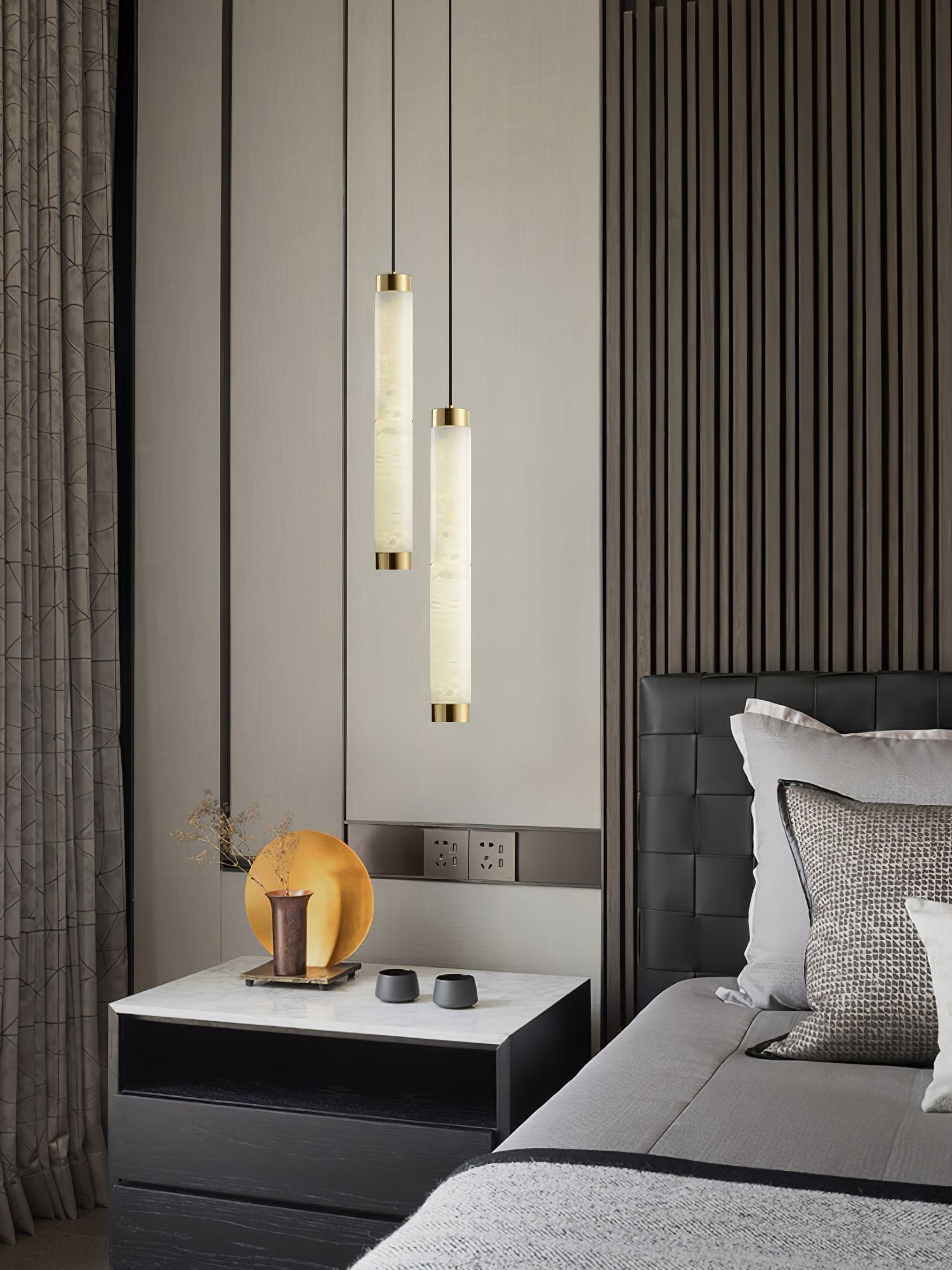 Lira Cylindrical Alabaster Pendant Light - Neutralighting