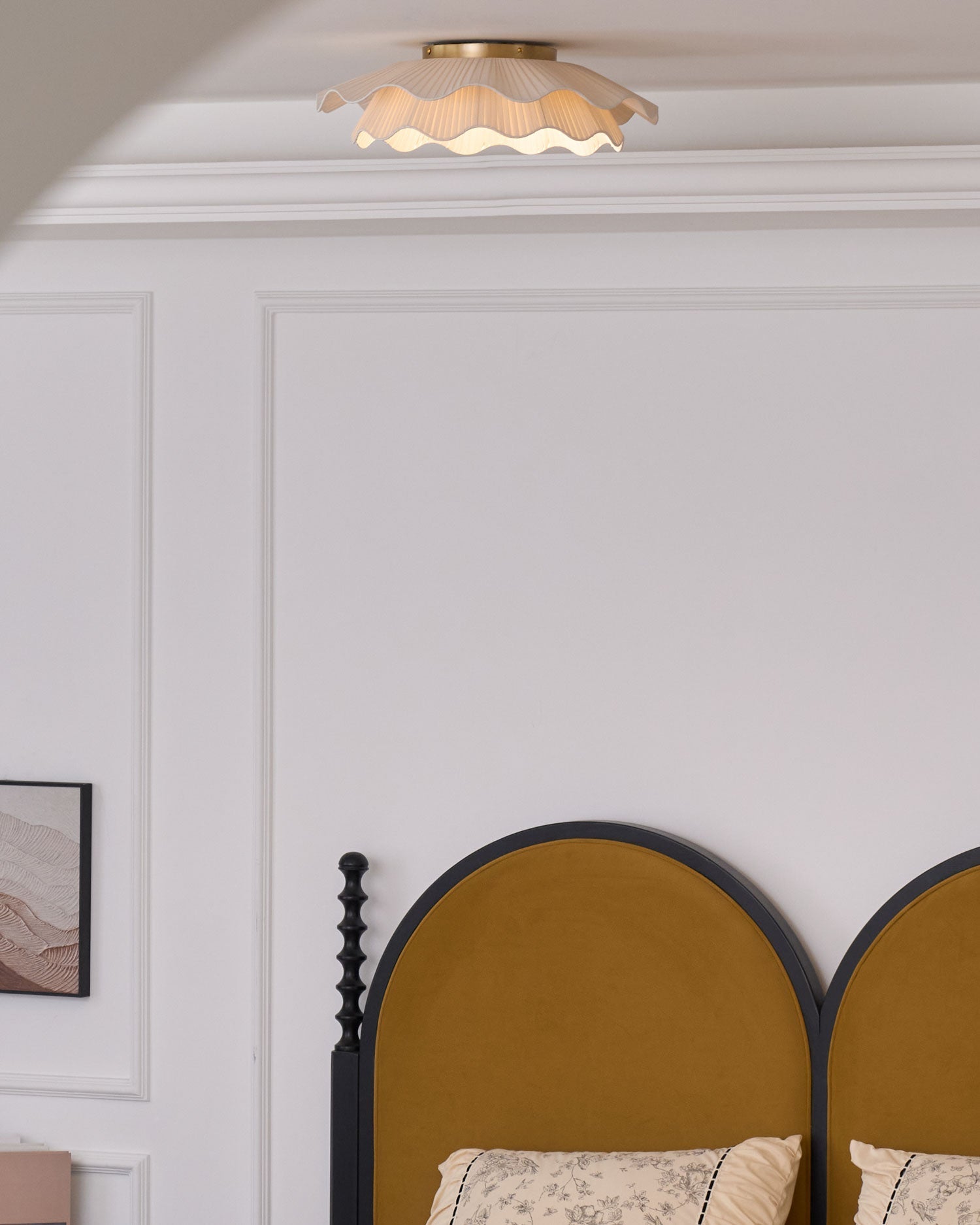 Arwen Fabric Wave Ceiling Lamp - Blowlighting