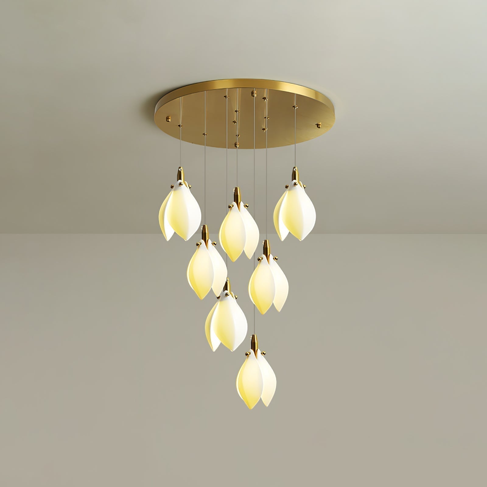 Caphayra Kronleuchter aus Keramik und Messing-Letslighting